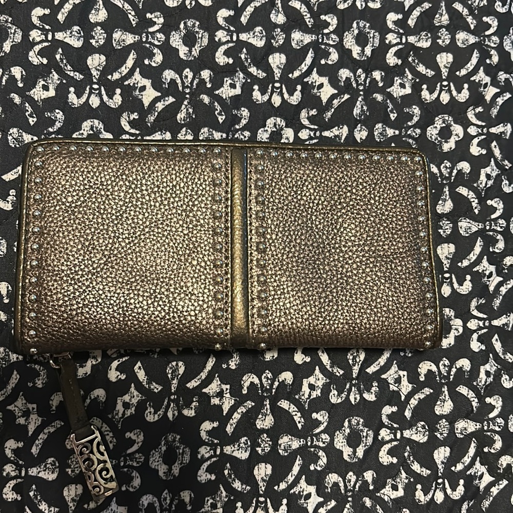 Brighton wallet